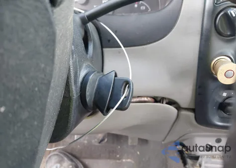 1999 Ford Ranger Xlt from USA, damaged, VIN 1FTZR15X5XTA79599